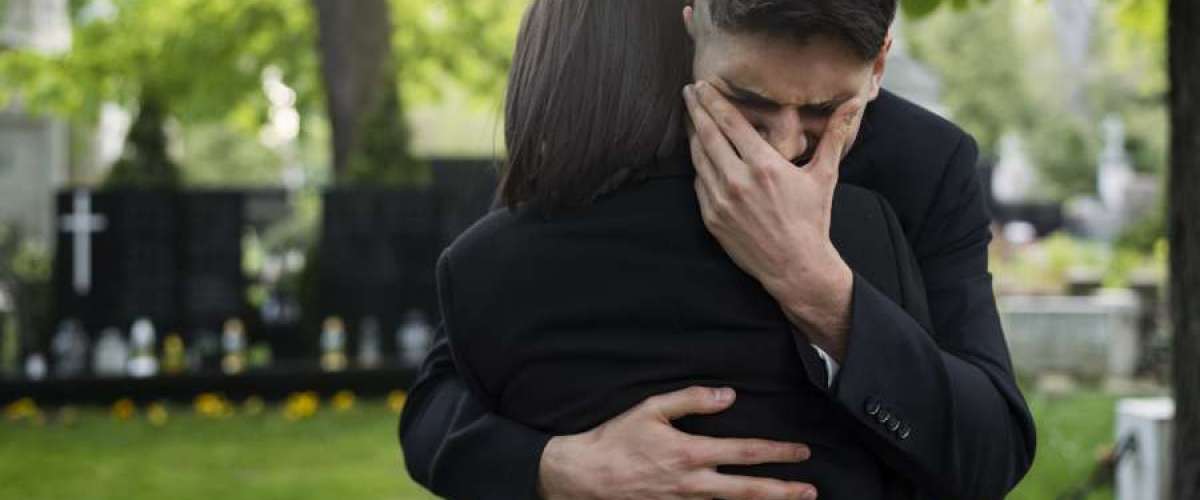 Imaage: Cinco maneiras de abordar uma pessoa em luto