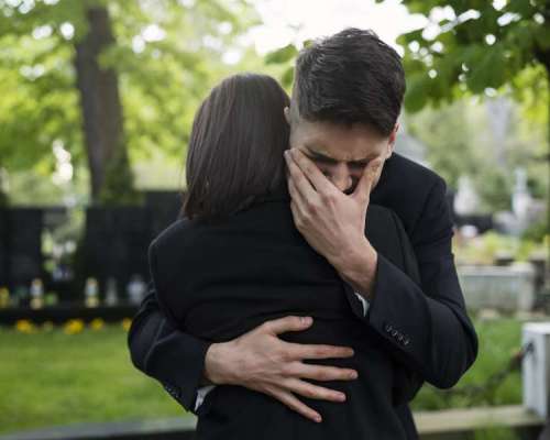 Cinco maneiras de abordar uma pessoa em luto